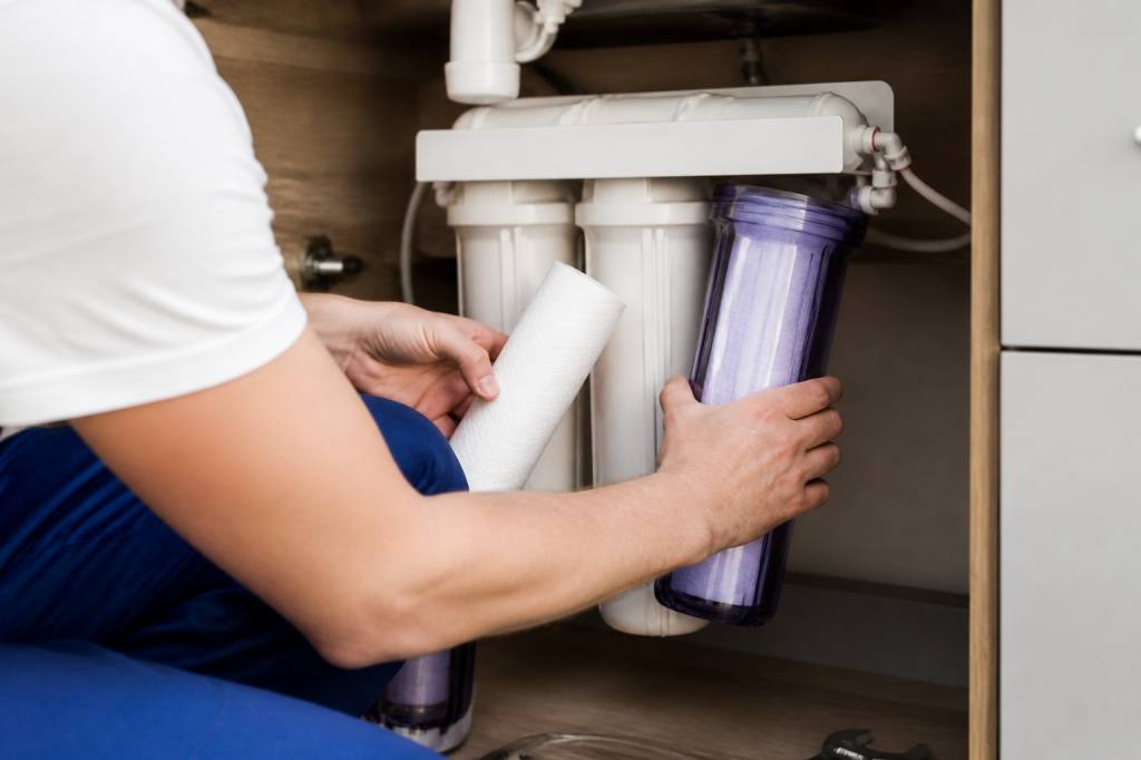 Water filter servicing: a complete guide to maintenance and replacement_considerations